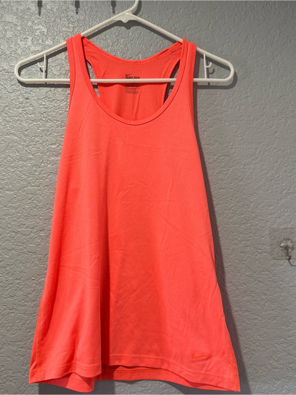 Nike Women's Coral Racerback Tank Top size medium